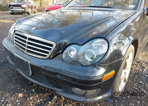 2007 Mercedes-Benz C 230 Sport z USA, uszkodzony, nr VIN WDBRF52H57F920251